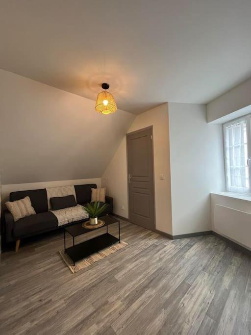 Charmante Maison De Bourg Cosy Acces Wifi Sepmes 外观 照片